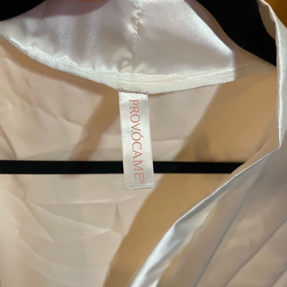 White Satin Robe - Picture 5 of 6
